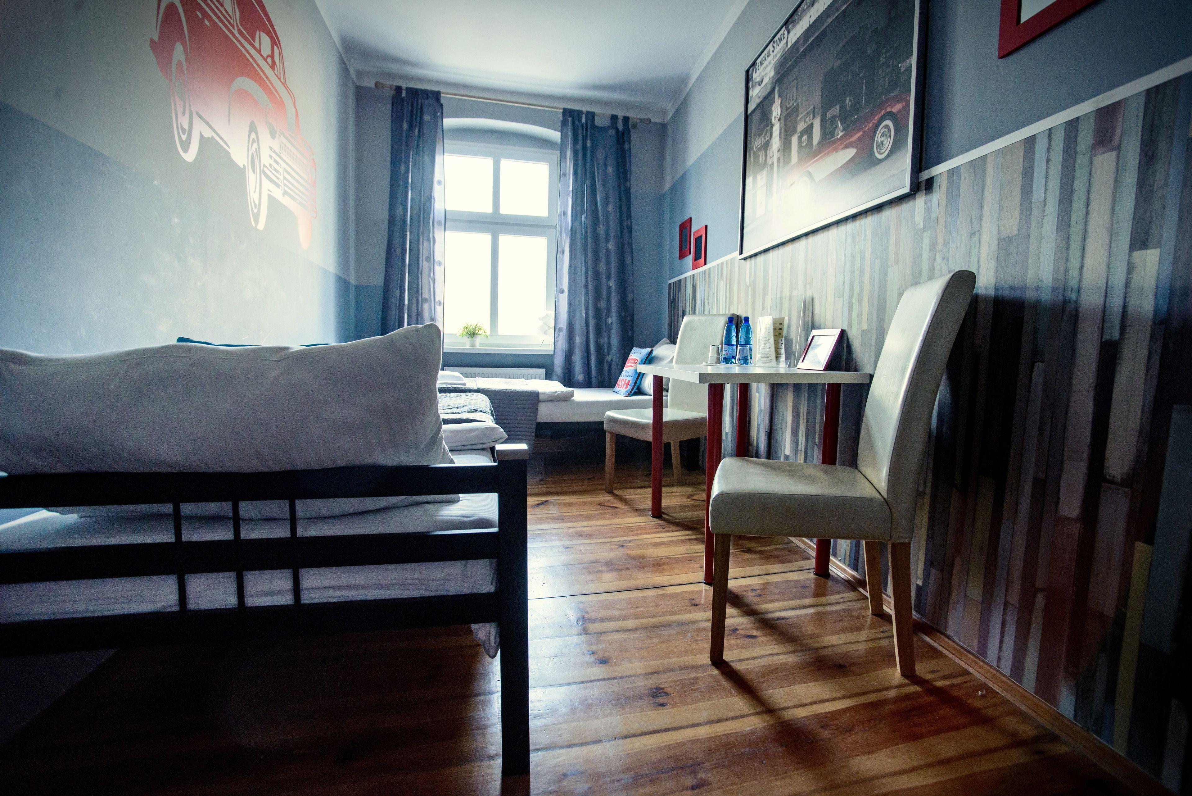 Explorer B&B Old Town Rooms & Apartment #Don'T Be A Tourist, Be An Explorer! - Poznan — Photos 1
